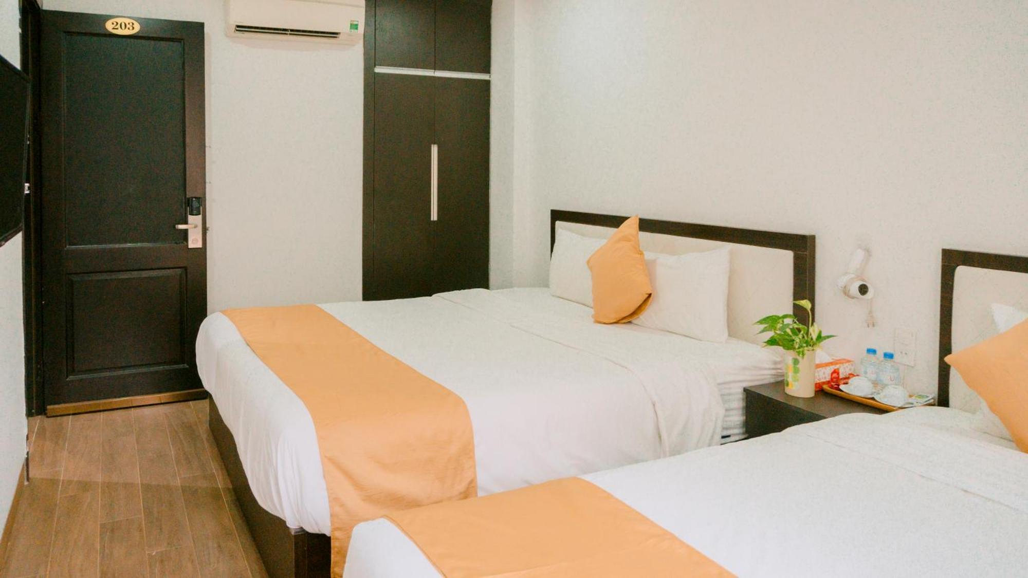 Hotel Horizon Front